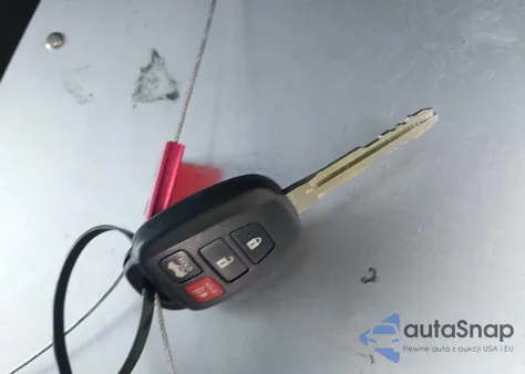 2017 Toyota Corolla Le из США, поврежденный, VIN 5YFBURHE0HP736293